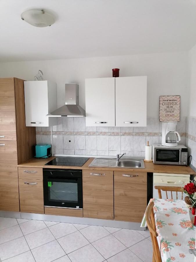 Kristian Apartments Rovigno Esterno foto